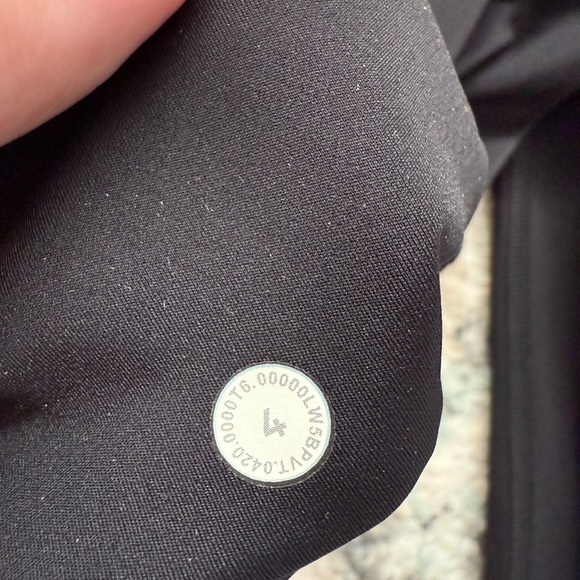 Lululemon Fast and Free Tight 31" *Reflective - Picture 5 of 8